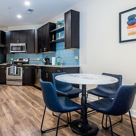 Beautiful 1Br W Balcony Gym Patio Areas Apartment Charlotte Luaran gambar