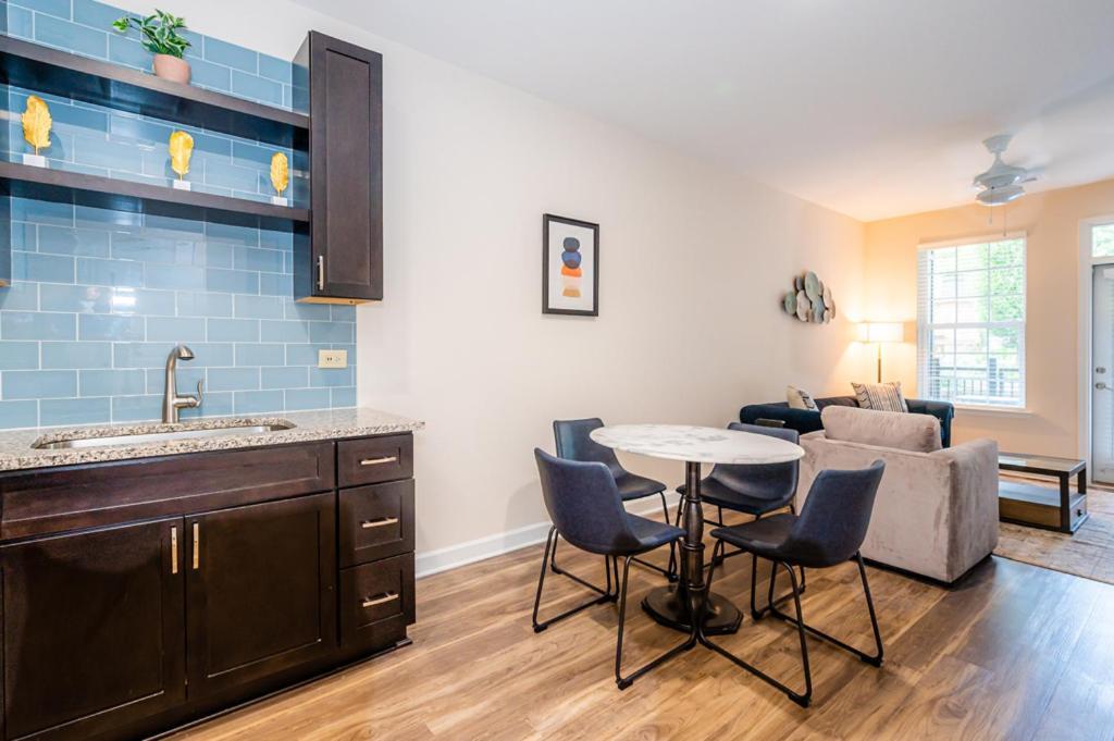 Beautiful 1Br W Balcony Gym Patio Areas Apartment Charlotte Luaran gambar